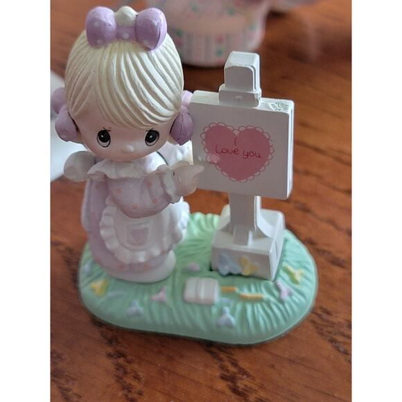 Vintage Precious Moments Resin Plastic Holidays Sculptures Figurines Lot of 4 - Picture 9 of 16